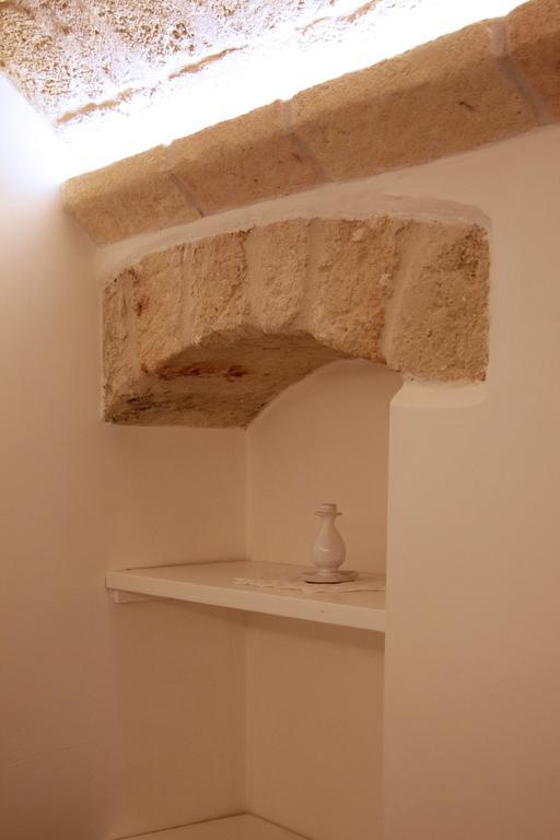 Palazzo Manfredi - Bed And Breakfast Monopoli Exterior photo