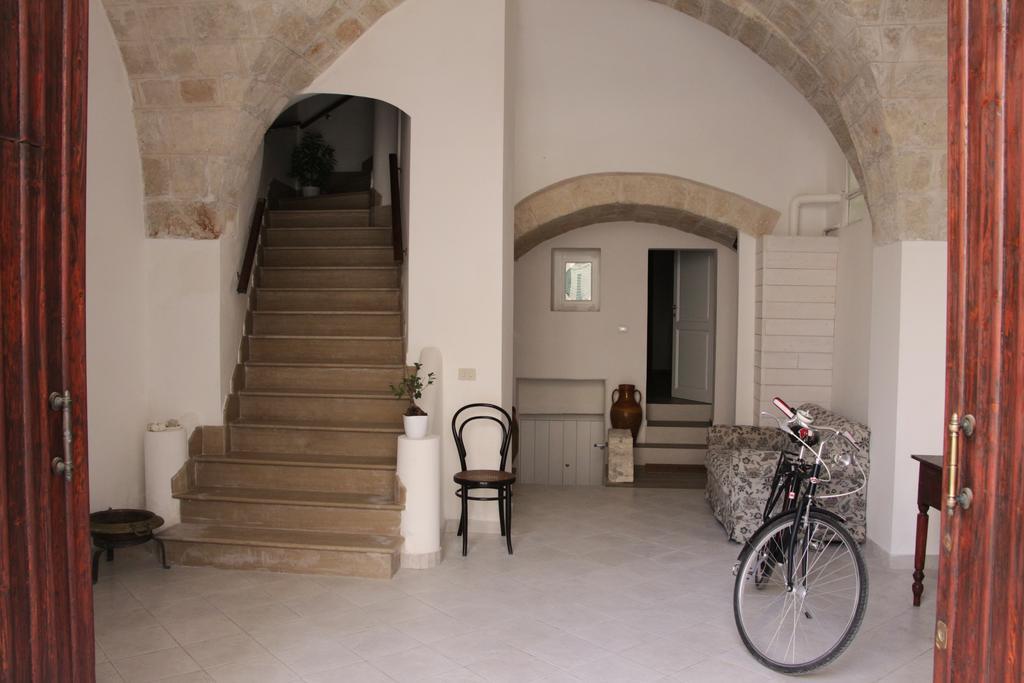 Palazzo Manfredi - Bed And Breakfast Monopoli Exterior photo