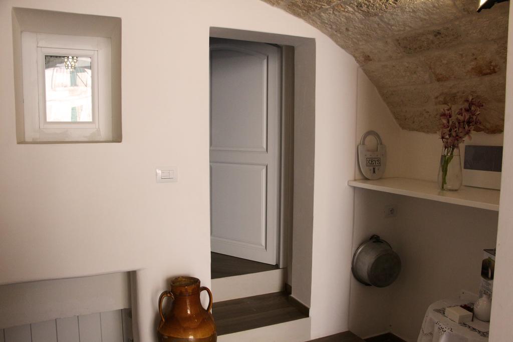 Palazzo Manfredi - Bed And Breakfast Monopoli Exterior photo